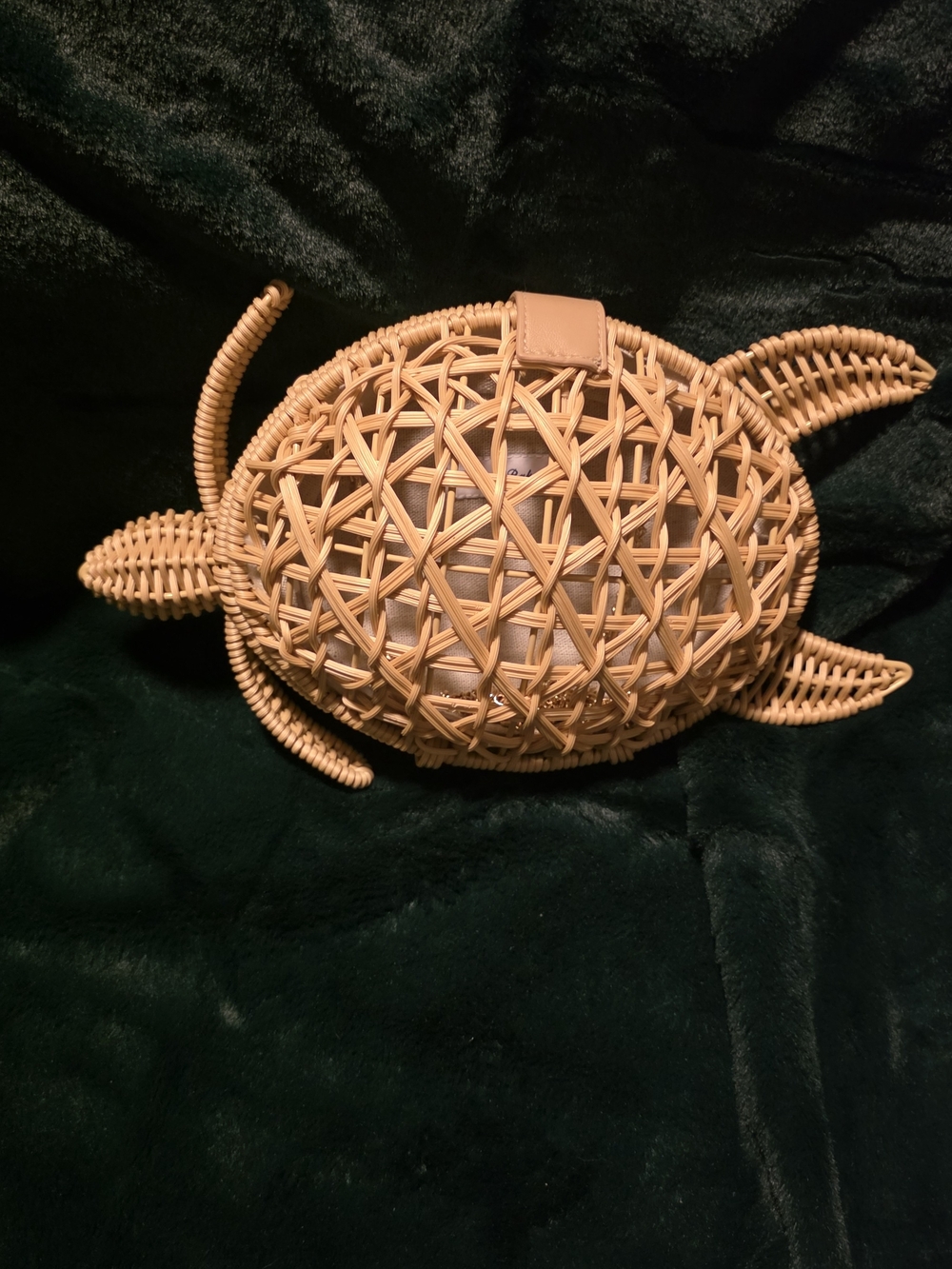 Tommy Bahama Woven Rattan Turtle Crossbody Bag in Natural Tan